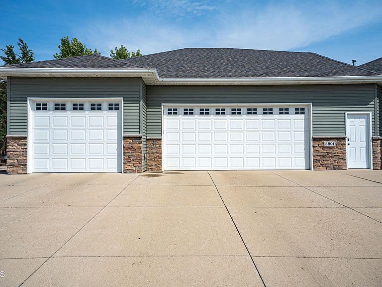 3801 Horizon Pl photo 3