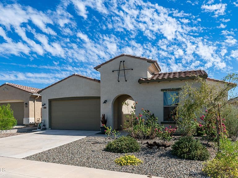 12025 E SERENO Road photo 1