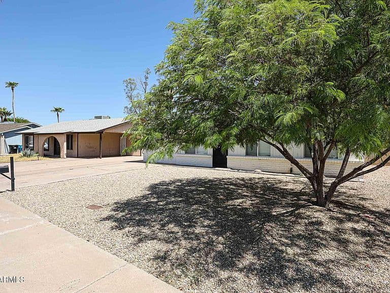 4034 E WINDROSE Drive photo 4