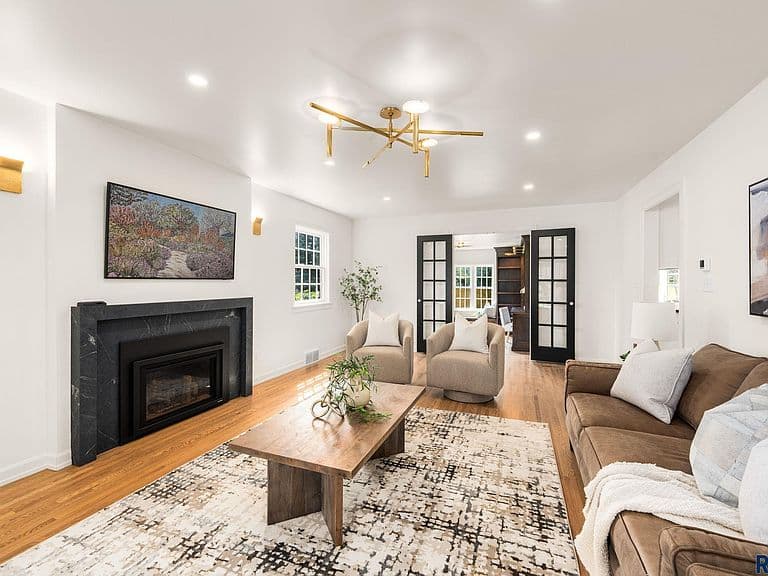 2015 S Pendar Ln photo 2