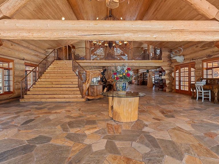 1613 Black Canyon Rd photo 4