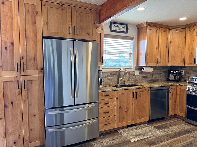 1109 Overland Dr photo 5