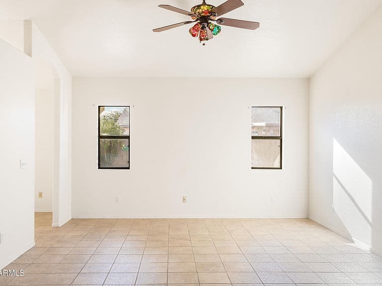 2954 Thunderbird Dr photo 5