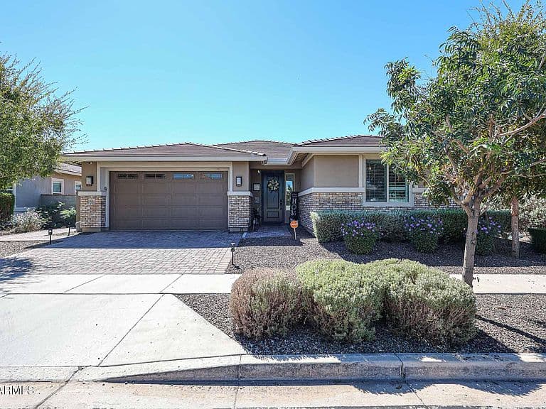 14665 W CORRINE Drive photo 2