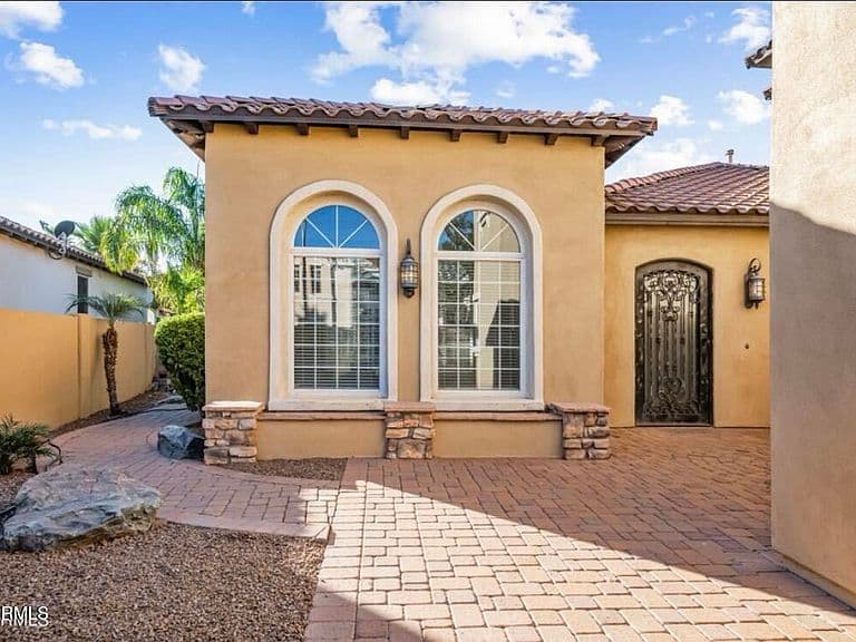3476 S VALERIE Drive photo 4