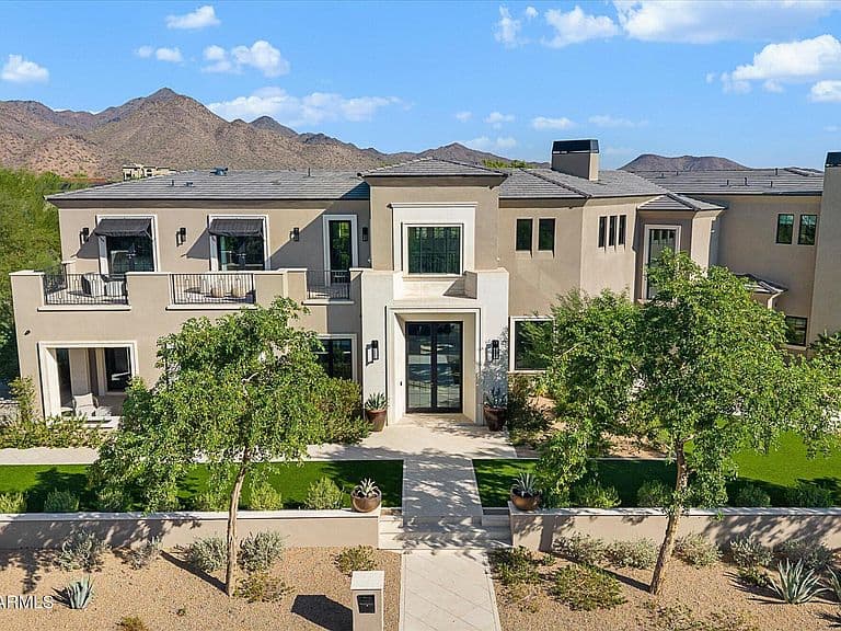 9735 E KEMPER Way photo 3