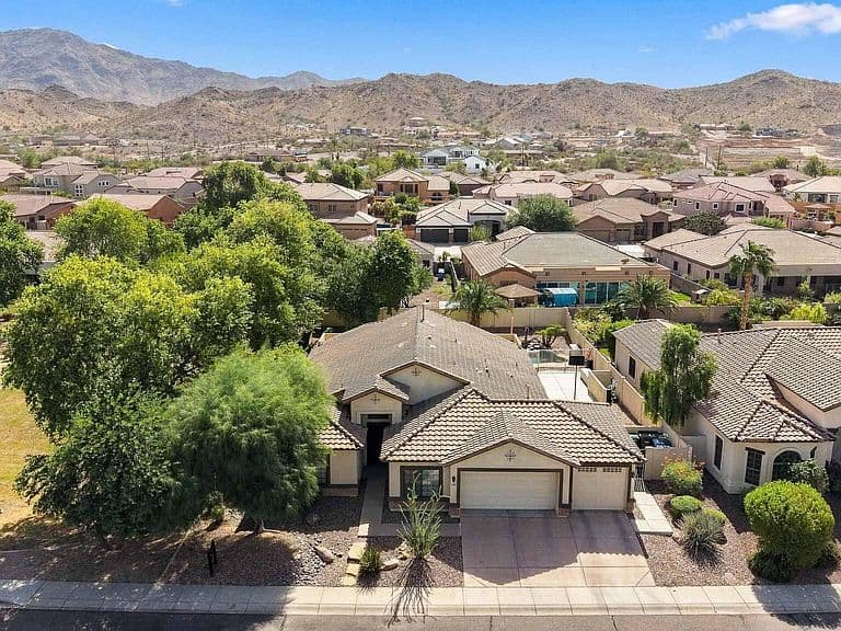 4407 W PEARCE Road photo 1