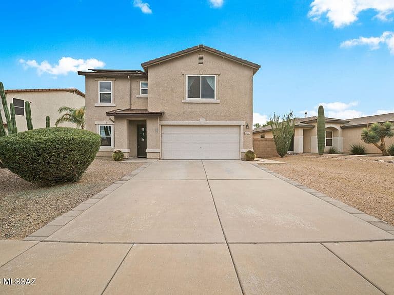 10095 N Mill Crossing Way photo 1