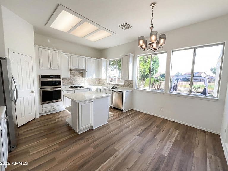 1105 S Portland Ave photo 2