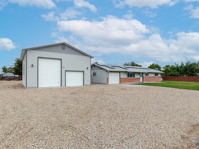 10782 W Ogden Ave photo 2
