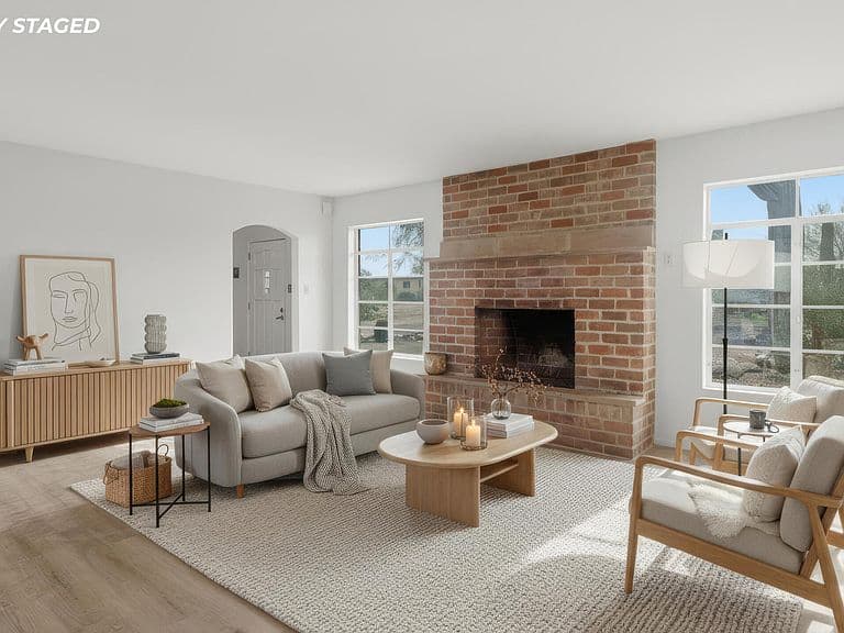 3660 W Lost Horizon Dr photo 2