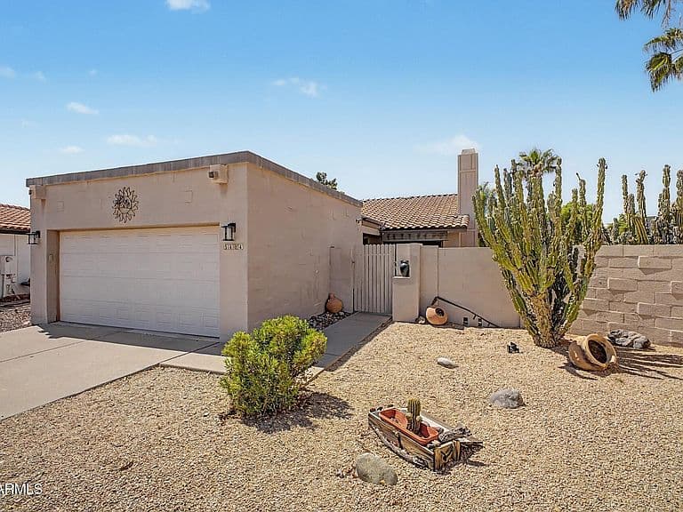 5404 E FAIRFIELD Street photo 2