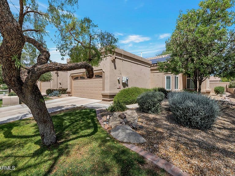 8332 W Taro Lane photo 3