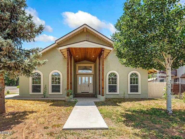 2155 Chisholm Trail photo 1