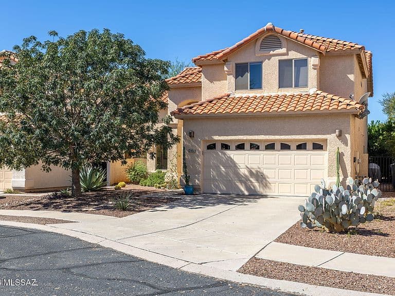 2401 N Lake Star Dr photo 2