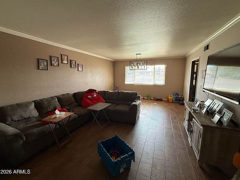 2055 E FAIRFIELD Street photo 3