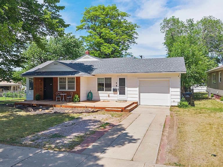 2746 W Saint Anne St photo 1