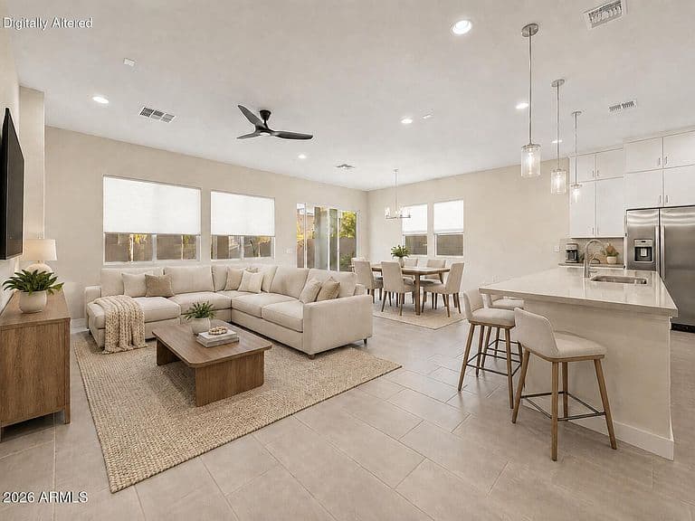 3131 E ALICIA Drive photo 2
