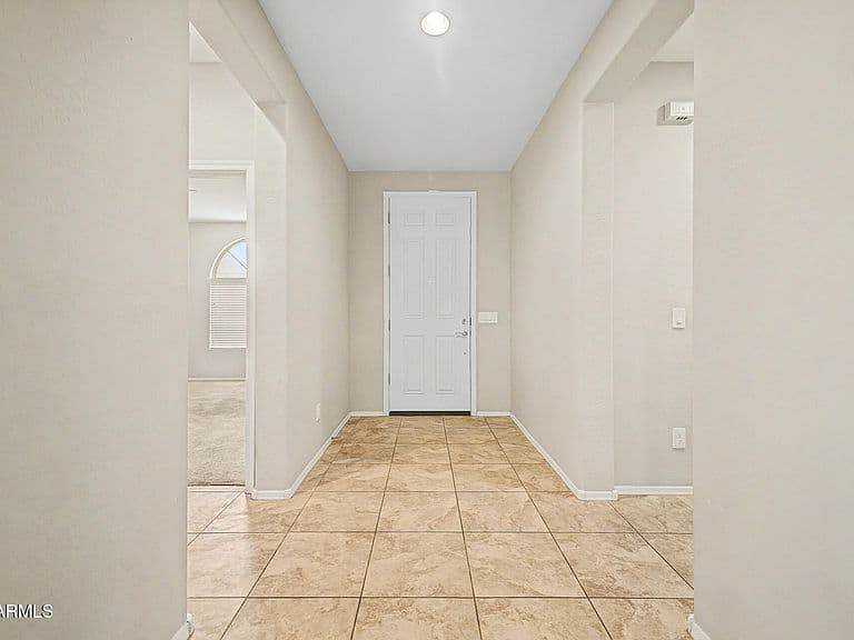 25991 W TONTO Lane photo 5