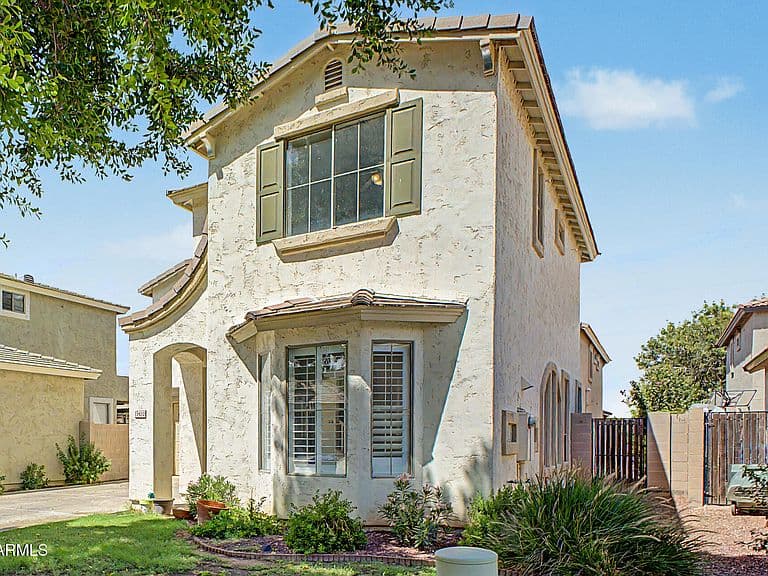 1822 E ELLIS Street photo 3