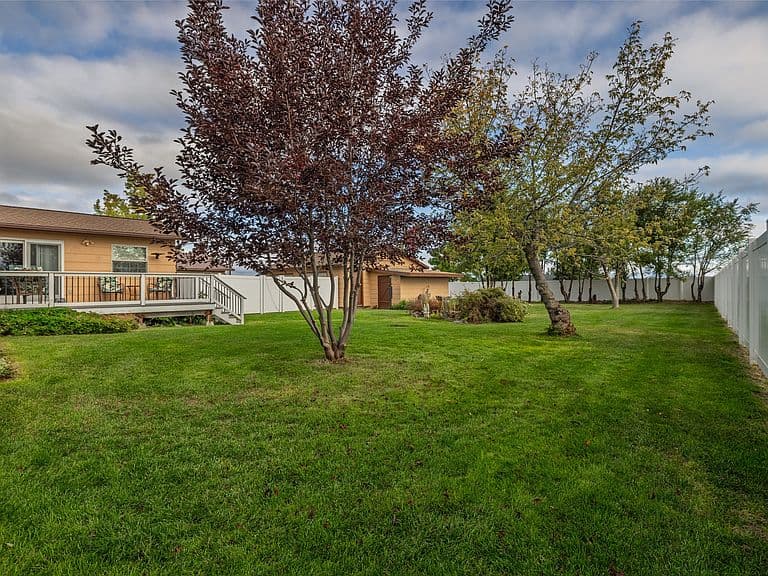 2595 Prickley Pear Ave photo 4