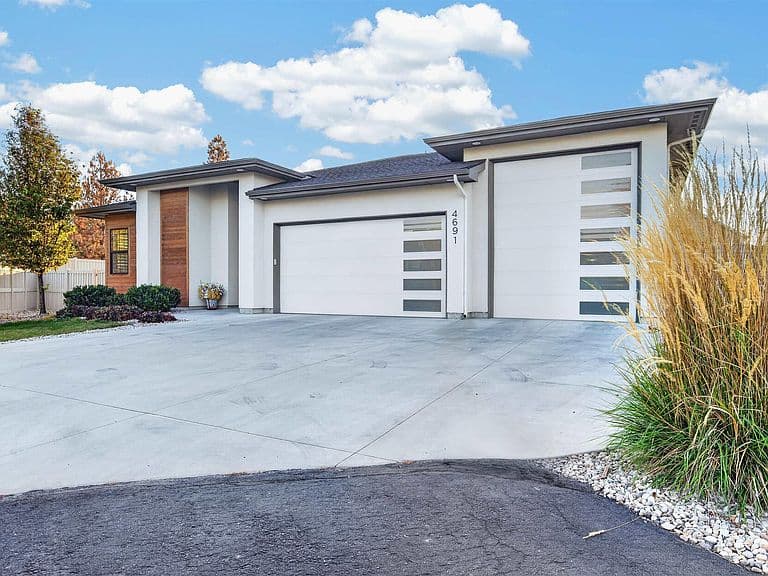 4691 S Abbot Way photo 3