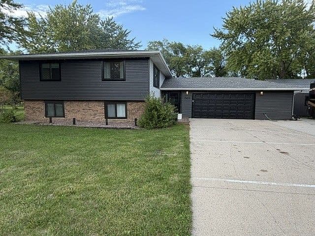 1304 60th Ave N photo 1