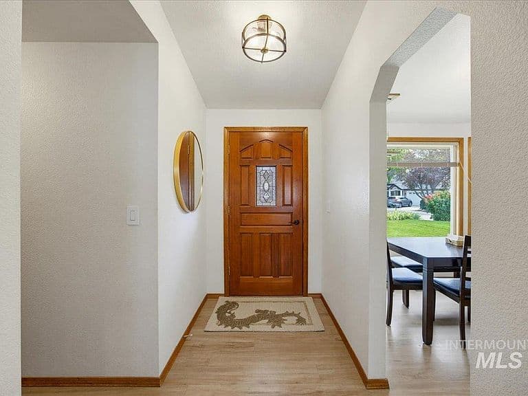 3321 N Lena Pl photo 2