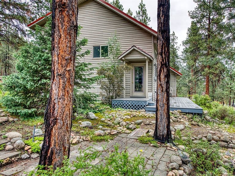 219 Peaceful Dr photo 5