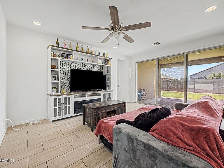 36990 N CAMARILLO Drive photo 3