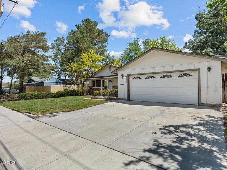 2513 Silver Sage Dr photo 5