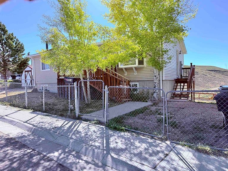 1601A Canyon Rd photo 2