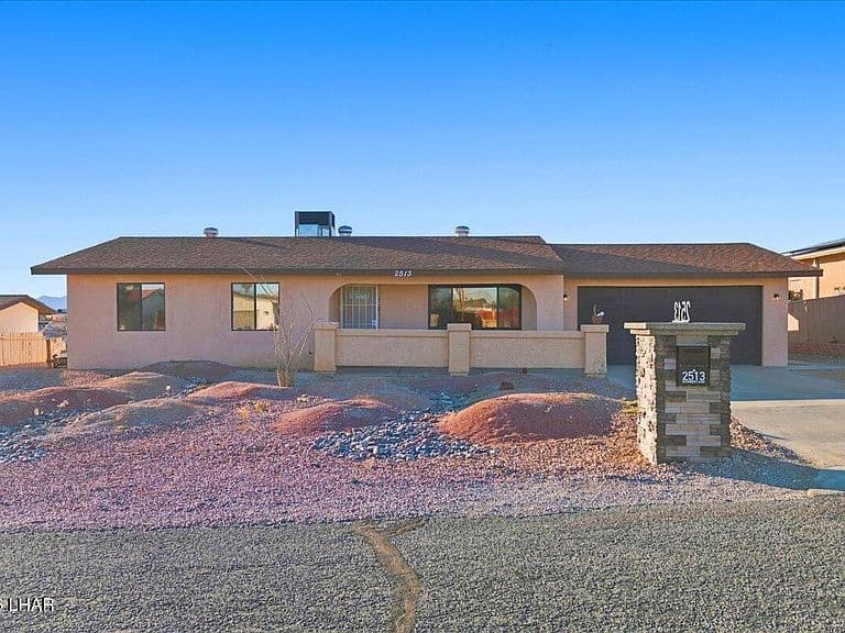 2513 Mariner Ln photo 3