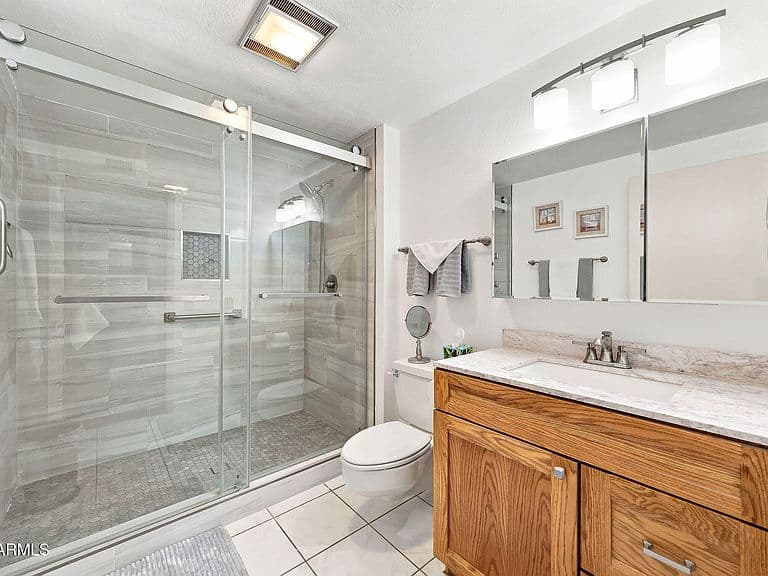 9810 W BLUE RIDGE Drive photo 3
