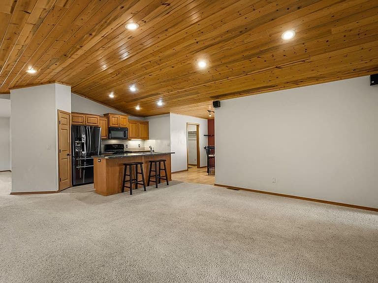 126 Rebeccas Way photo 3