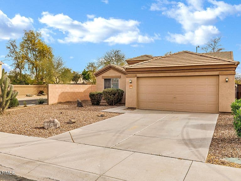 3263 S 162nd Ave photo 3