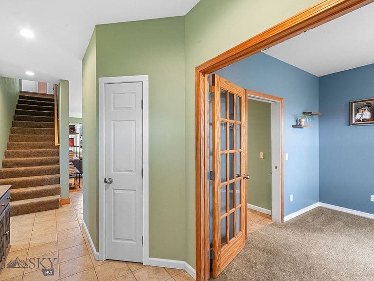 102 W Tobiano Trl photo 5