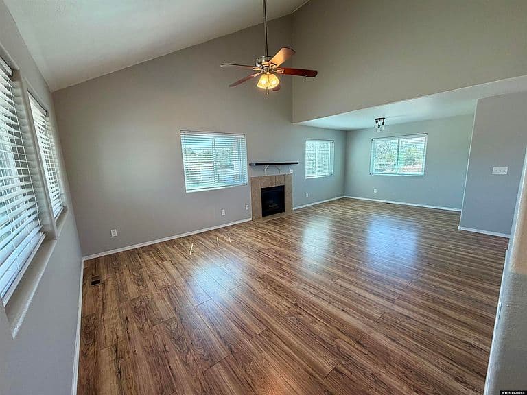 3500 White Mountain Blvd photo 2