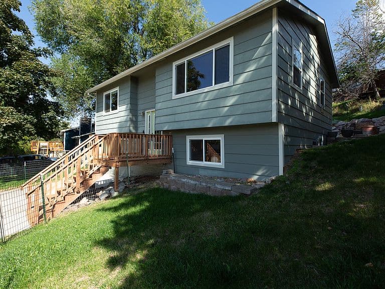 6108 Mainview Dr photo 4
