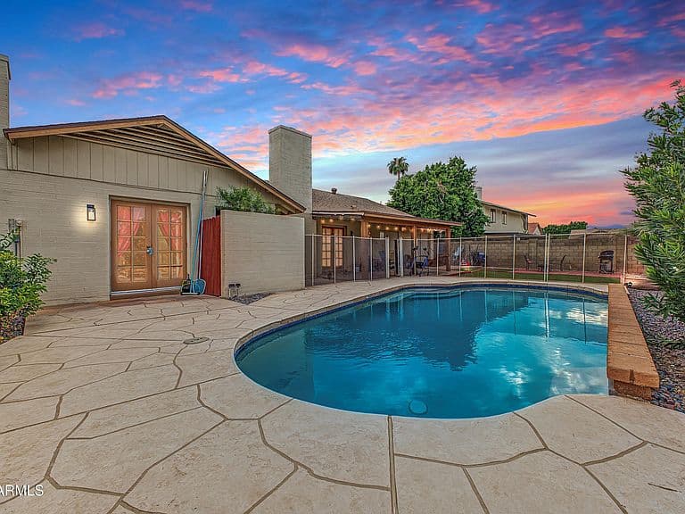 2238 W NARANJA Avenue photo 2
