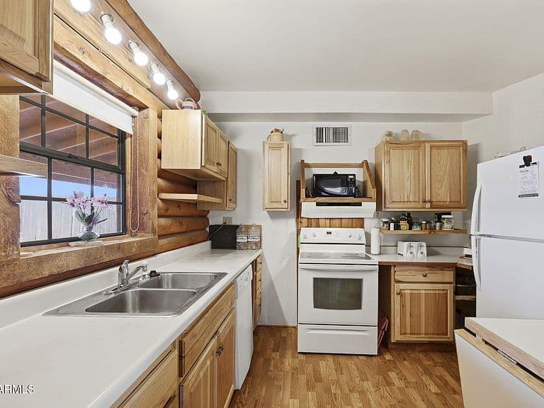 4005 W COOL VALLEY Road photo 4