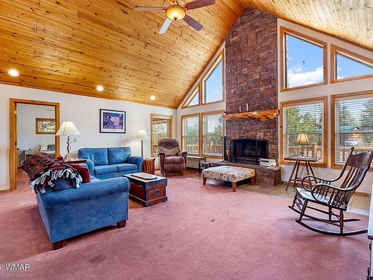 3320 Tonto Dr photo 2