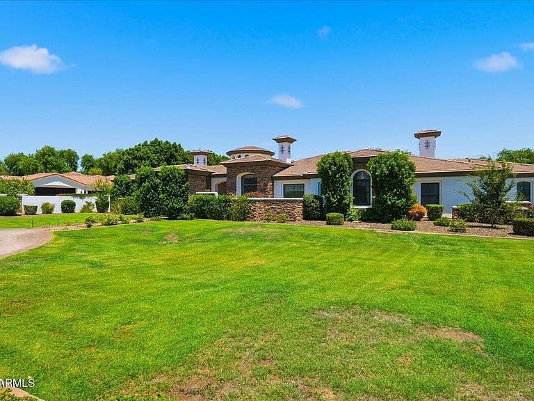 5827 S MARIN Court photo 5