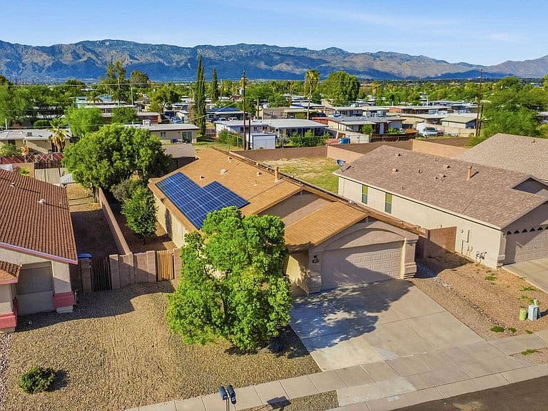 7933 E Jennifer Anne Dr photo 3