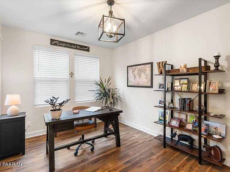 1420 Varsity Dr photo 3