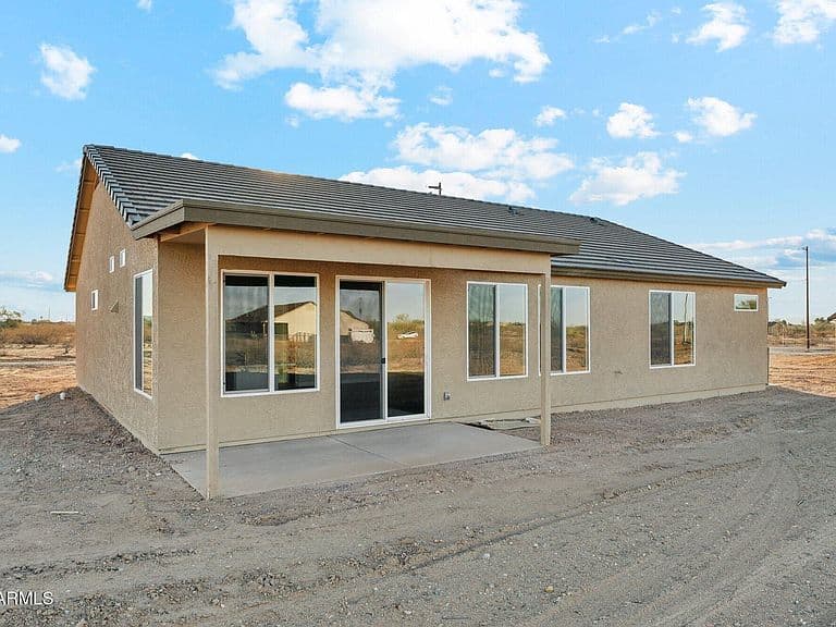 31707 W Buchanan St photo 5