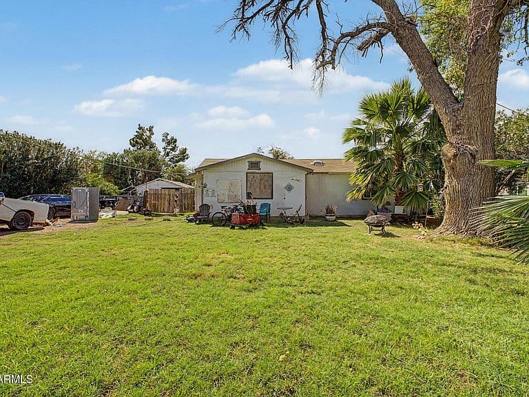 36 S 64TH Avenue photo 1