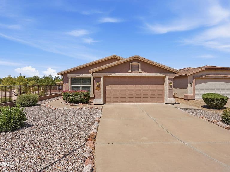 3354 E BELLERIVE Place photo 1
