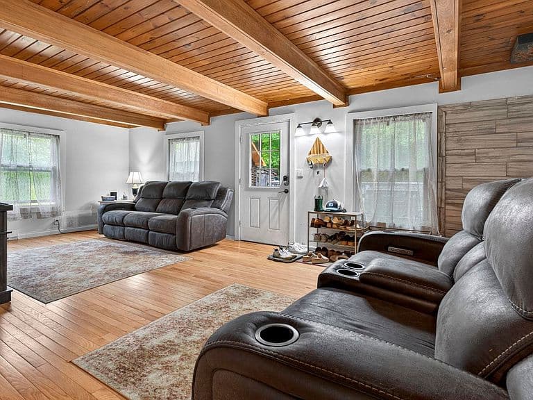 20 Sunrise Place photo 5