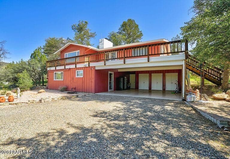 2905 N Williamson Valley Rd photo 2